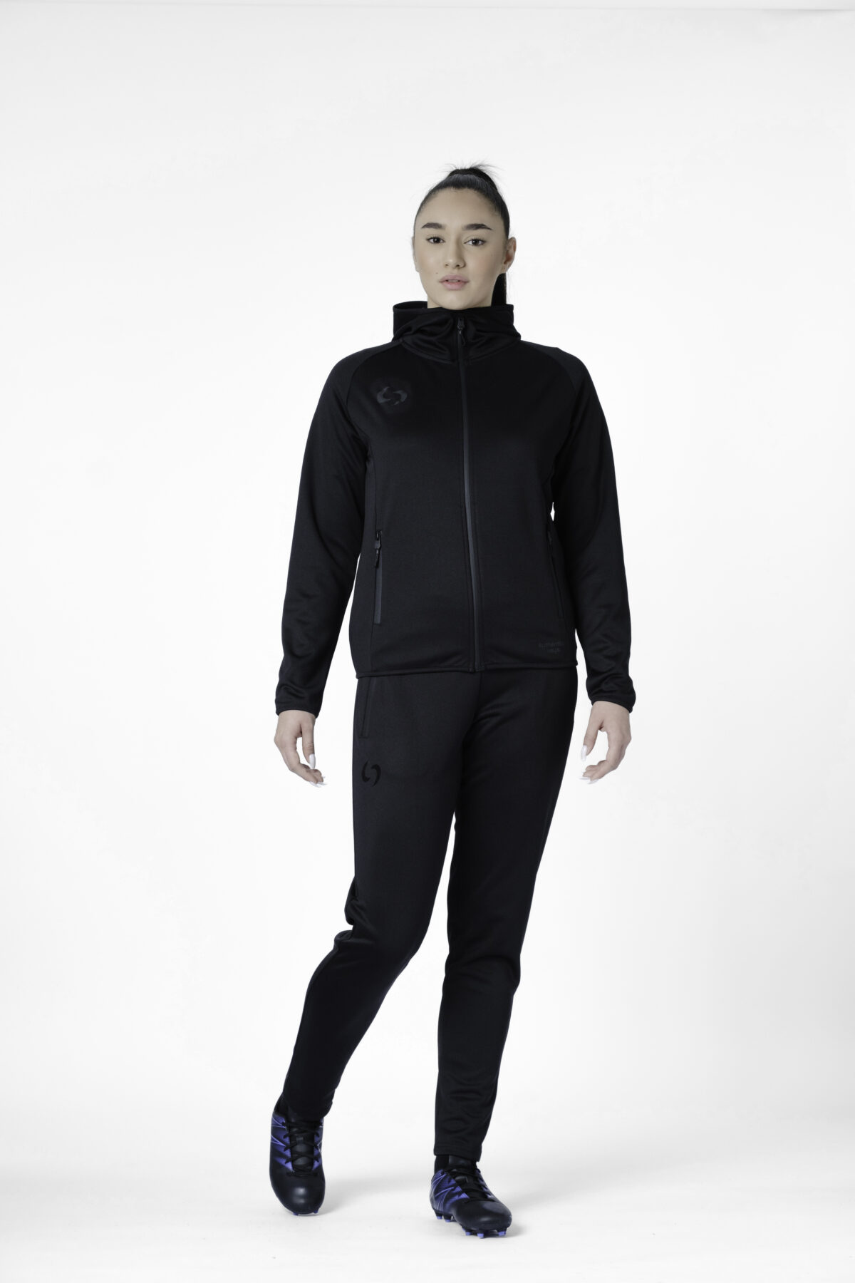 Official tracksuit bottoms (black/black)