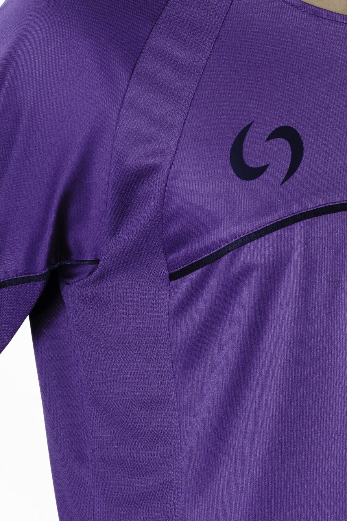 S-cut t-shirt (purple) - Image 3